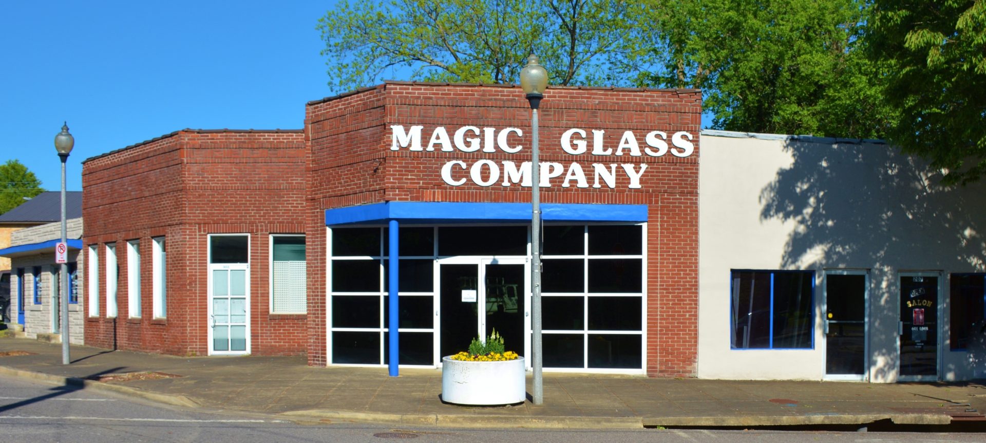 magic window company